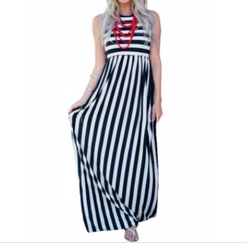 Striped stretchy maxi dress